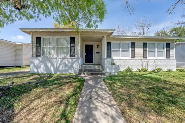 910 Wilshire Place, Corpus Christi, TX 78411