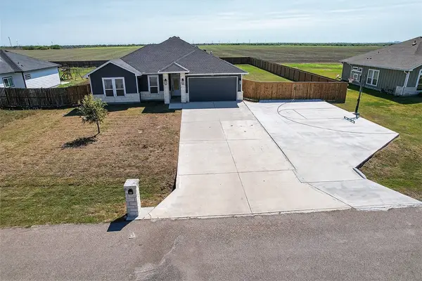 144 Longhorn Drive, Odem, TX 78370