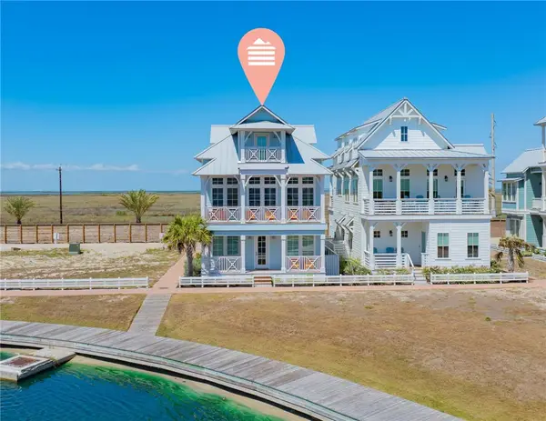 108 Sunnyside Lane, Port Aransas, TX 78373