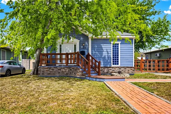 446 Naples Street, Corpus Christi, TX 78404