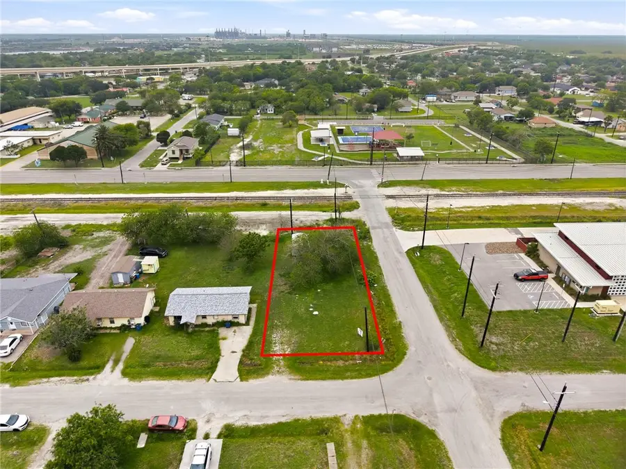102 Marilyn Drive, Gregory, TX 78359 - #2