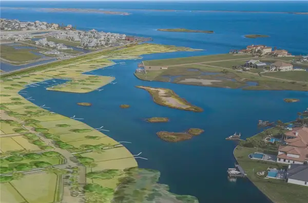 117 King Tide Drive, Rockport, TX 78382