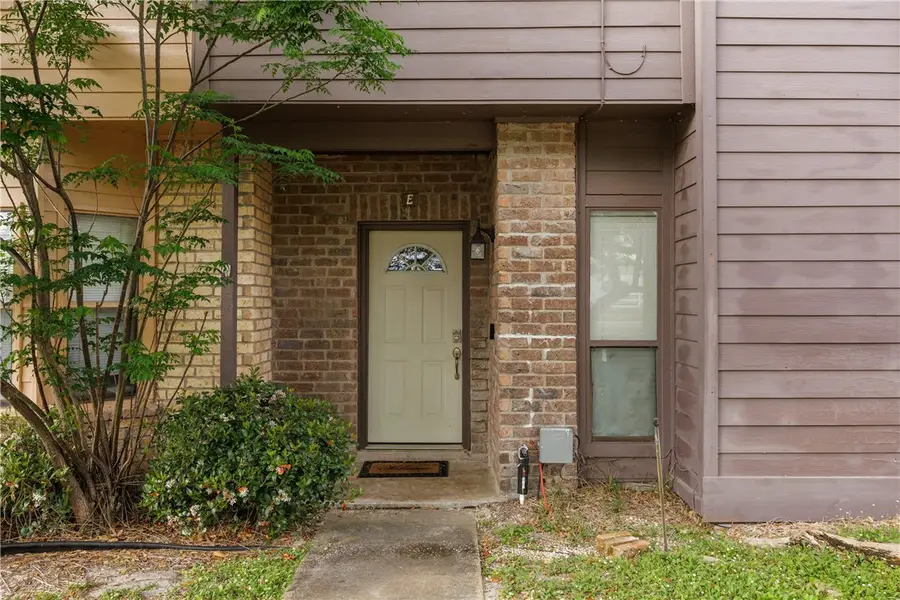 2705 Saint Joseph #E, Corpus Christi, TX 78418 - #3