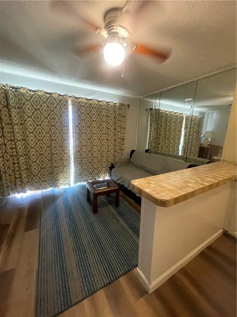 3938 Surfside Boulevard, Corpus Christi, TX 78402 - #3