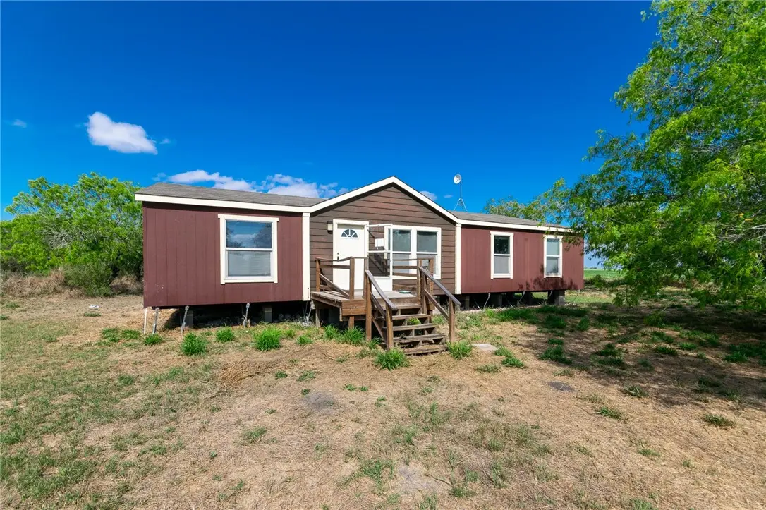 10605 County Road 2337, Sinton, TX 78387 - #1