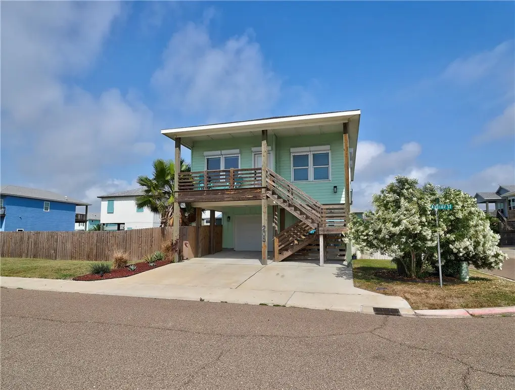 205 Port Arthur Street, Port Aransas, TX 78373 - #1