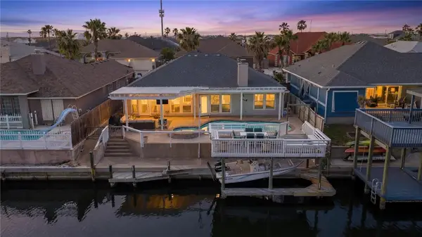 15825 Almeria Avenue, Corpus Christi, TX 78418