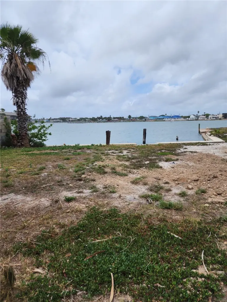 39 Riviera Drive, Rockport, TX 78382 - #1