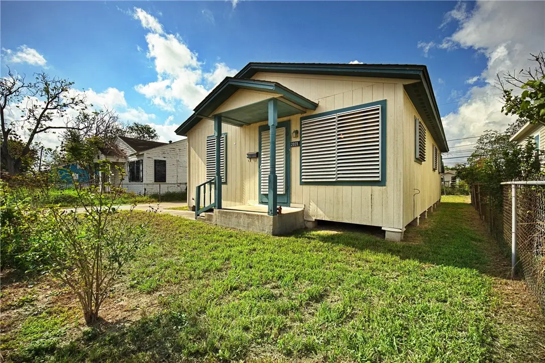 2025 Yale Street, Corpus Christi, TX 78416 - #1