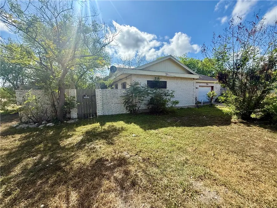 3659 Santa Fe Street, Corpus Christi, TX 78411 - #2