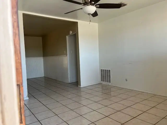 820 W Adams Street, Falfurrias, TX 78355 - #2