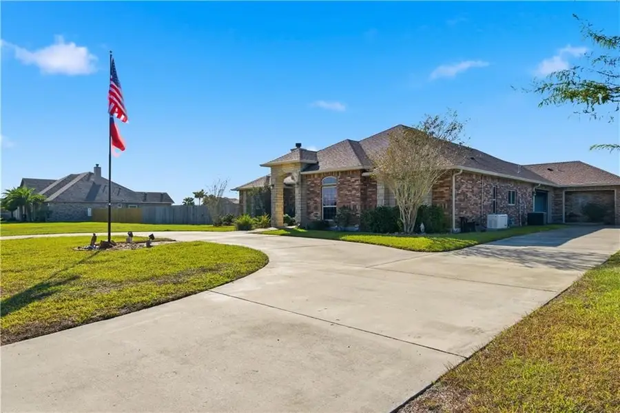 5425 Kitty Hawk Drive, Corpus Christi, TX 78414 - #2