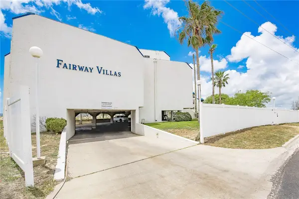 14401 Commodores Drive #104, Corpus Christi, TX 78418