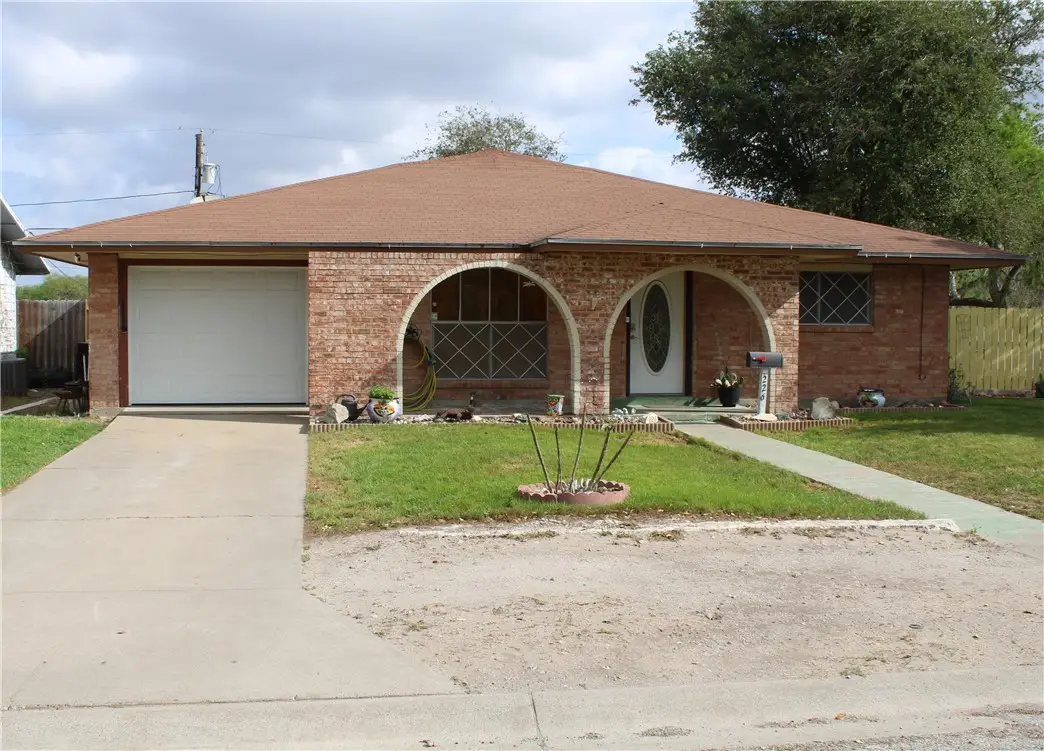 226 E Fairview Drive, Kingsville, TX 78363 - #1