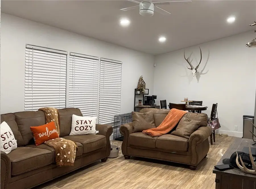 1501 S Tyler, Beeville, TX 78102 - #3