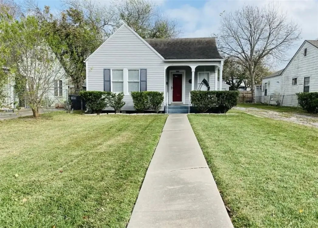 2822 Topeka Street, Corpus Christi, TX 78404 - #1