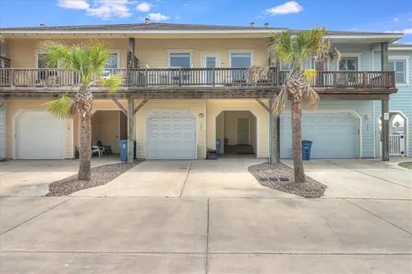 247 W Roberts Avenue #20, Port Aransas, TX 78373