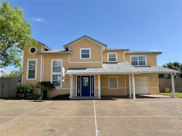 30 Flamingo Road, Rockport, TX 78382