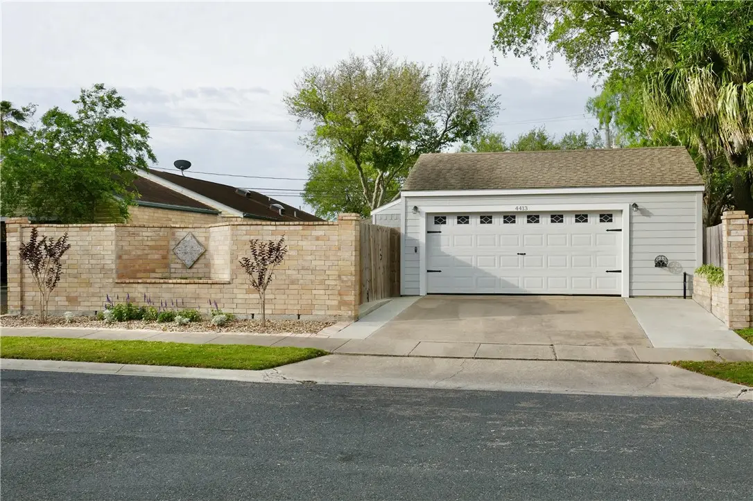 4413 Sunlight Drive, Corpus Christi, TX 78413 - #1