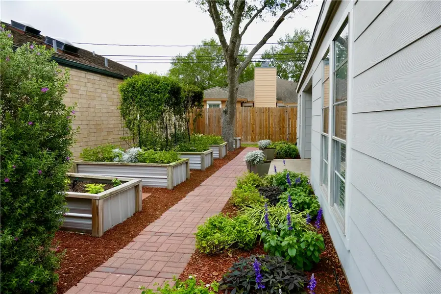 4413 Sunlight Drive, Corpus Christi, TX 78413 - #3