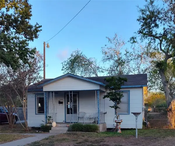 1340 Clare Drive, Corpus Christi, TX 78412