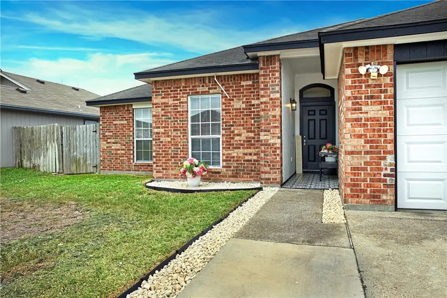 1321 Calle San Carlos, Corpus Christi, TX 78417 - #3