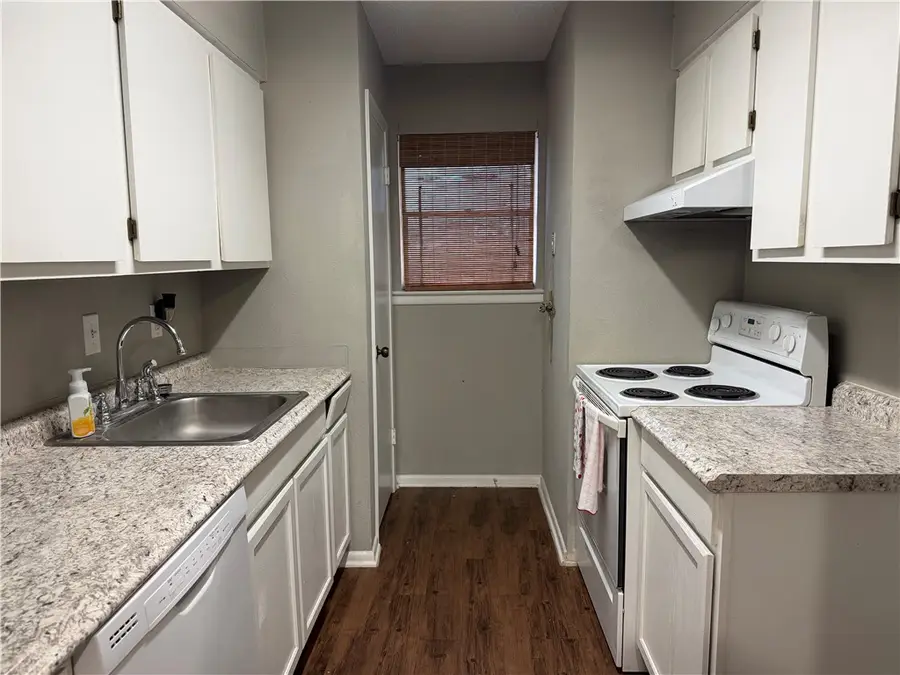 923 Vance Jackson, San Antonio, TX 78201 - #2