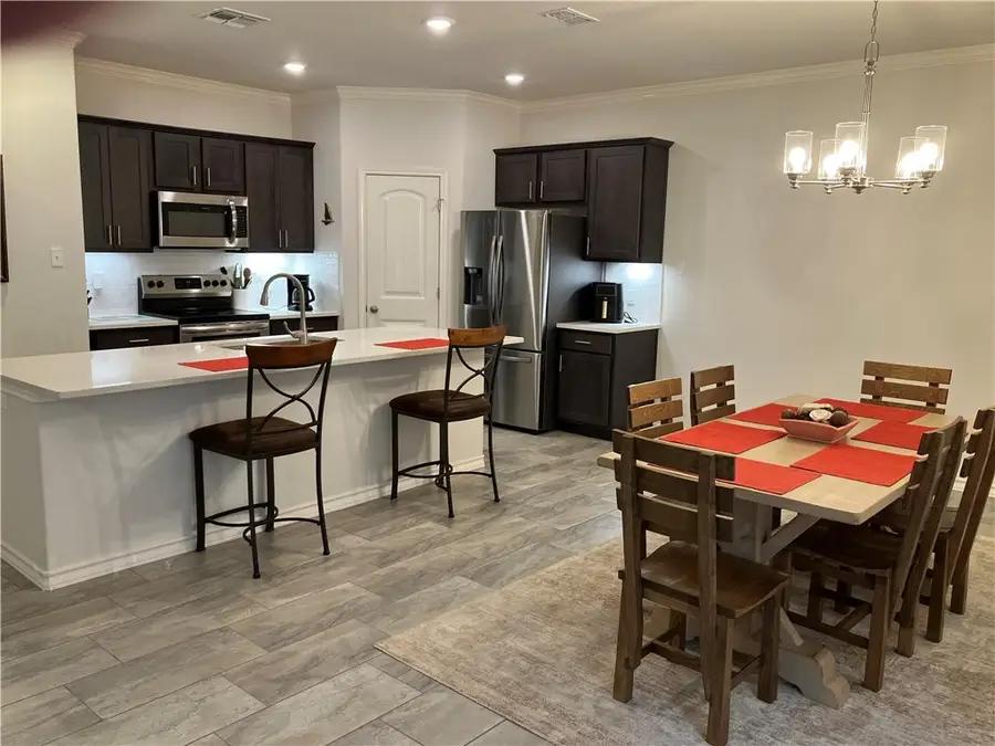 1941 Admiral Ln, Aransas Pass, TX 78336 - #3