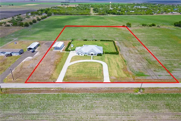 14646 County Road 756, Sinton, TX 78387
