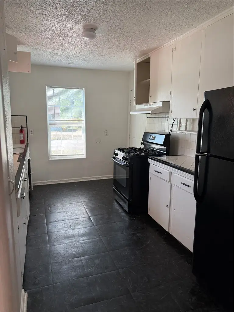 4226 Christie Street, Corpus Christi, TX 78415 - #3