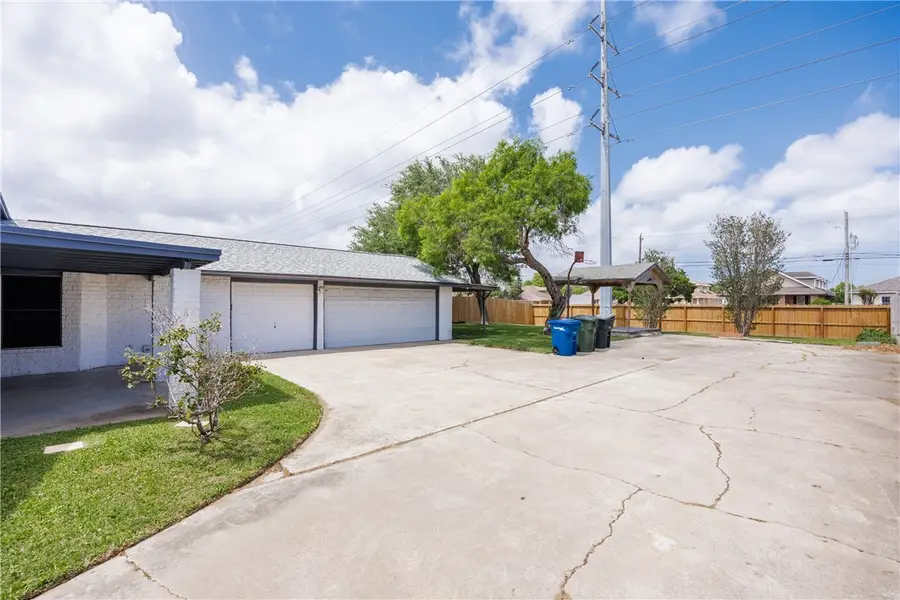 5014 Bromley Drive, Corpus Christi, TX 78413 - #3