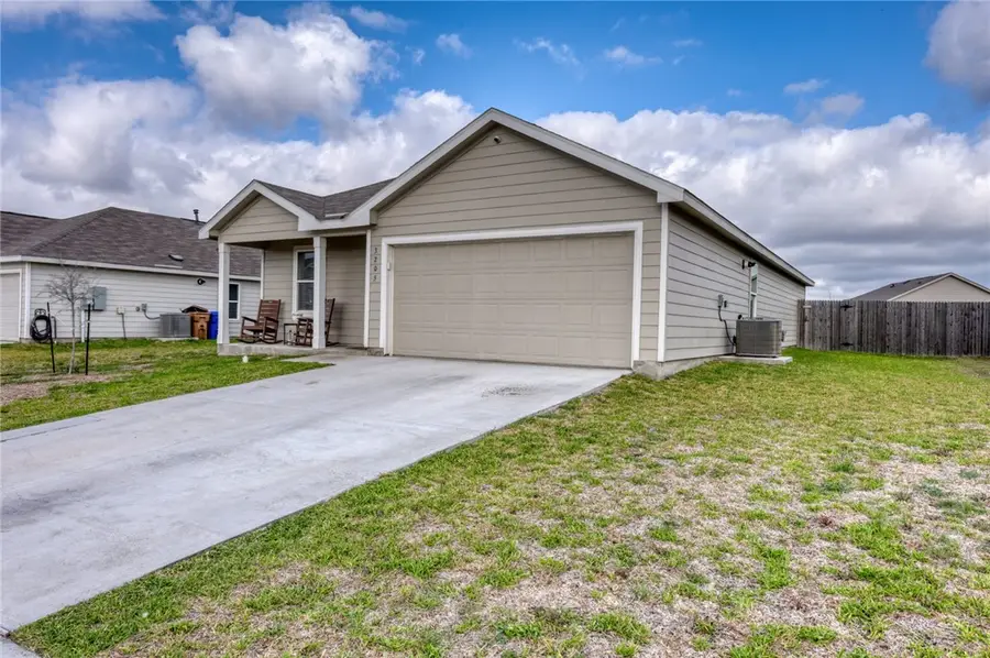 3205 Wrangler Street, Robstown, TX 78380 - #3