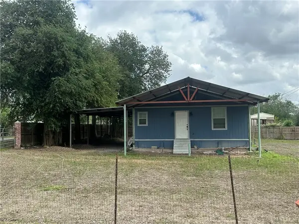 2405 Cox Street, Beeville, TX 78102