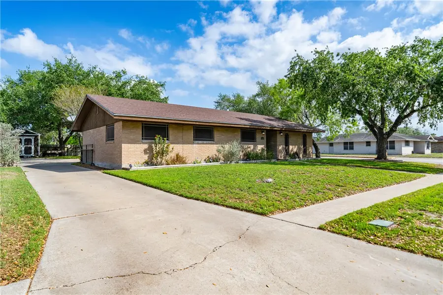 228 N Pasadena Drive, Kingsville, TX 78363 - #2
