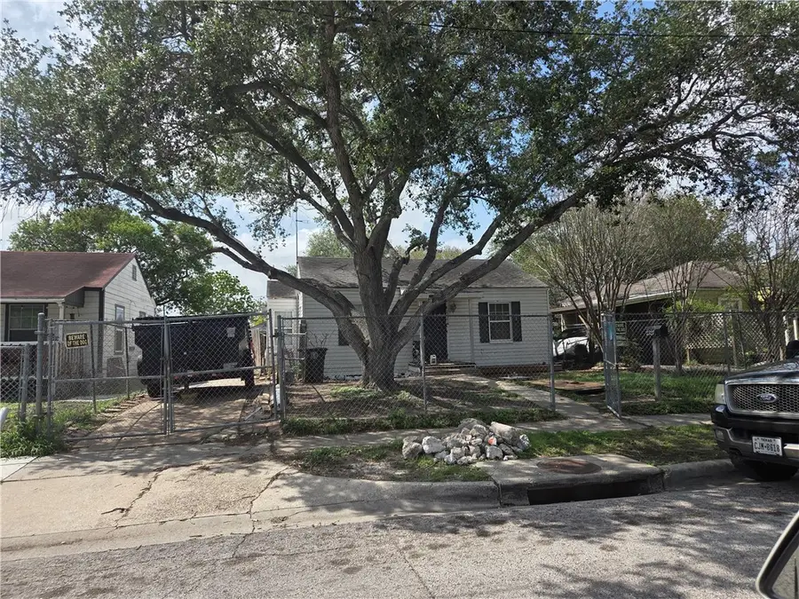 2321 Riggan Street, Corpus Christi, TX 78404 - #2