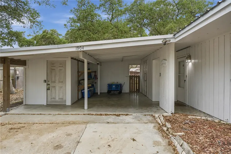 1904 Bay Avenue, Rockport, TX 78382 - #3