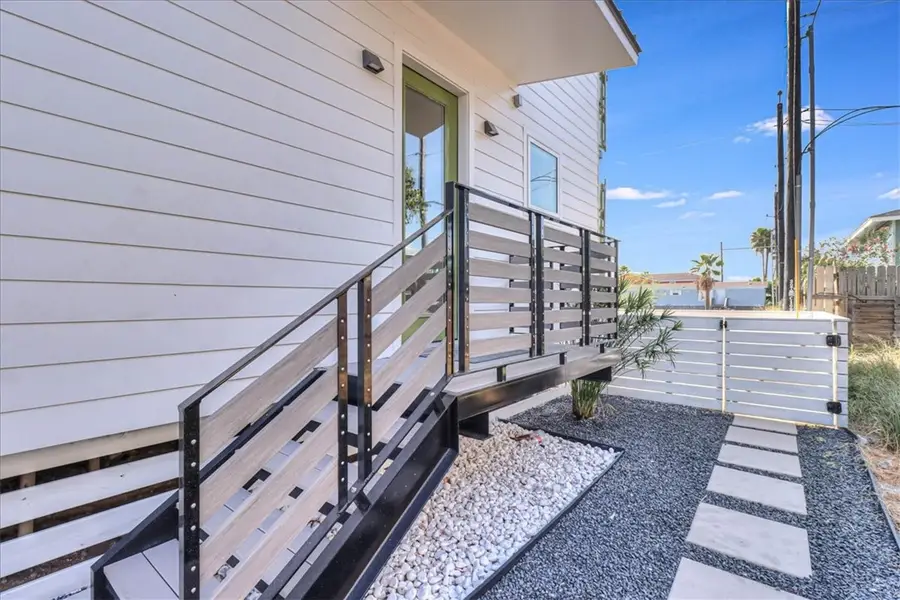 1424 S Eleventh Street, Port Aransas, TX 78373 - #2