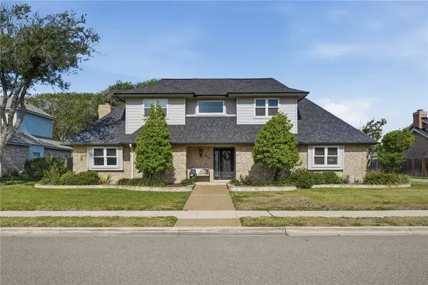 616 Colonial Drive, Portland, TX 78374