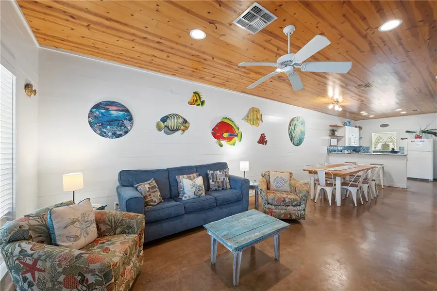 2120 11th Street #302, Port Aransas, TX 78373 - #3