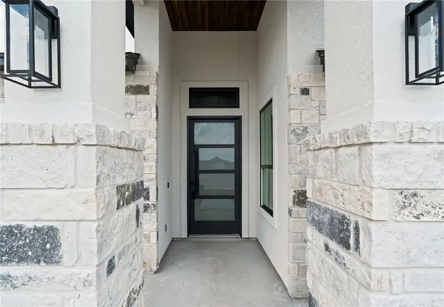 1490 Irigoyen Ct, Corpus Christi, TX 78415 - #3