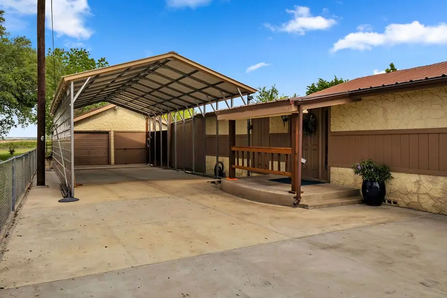 202 Lakeview, Lake City, TX 78368 - #2