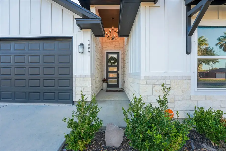 1501 Kenwood Drive, Aransas Pass, TX 78336 - #3