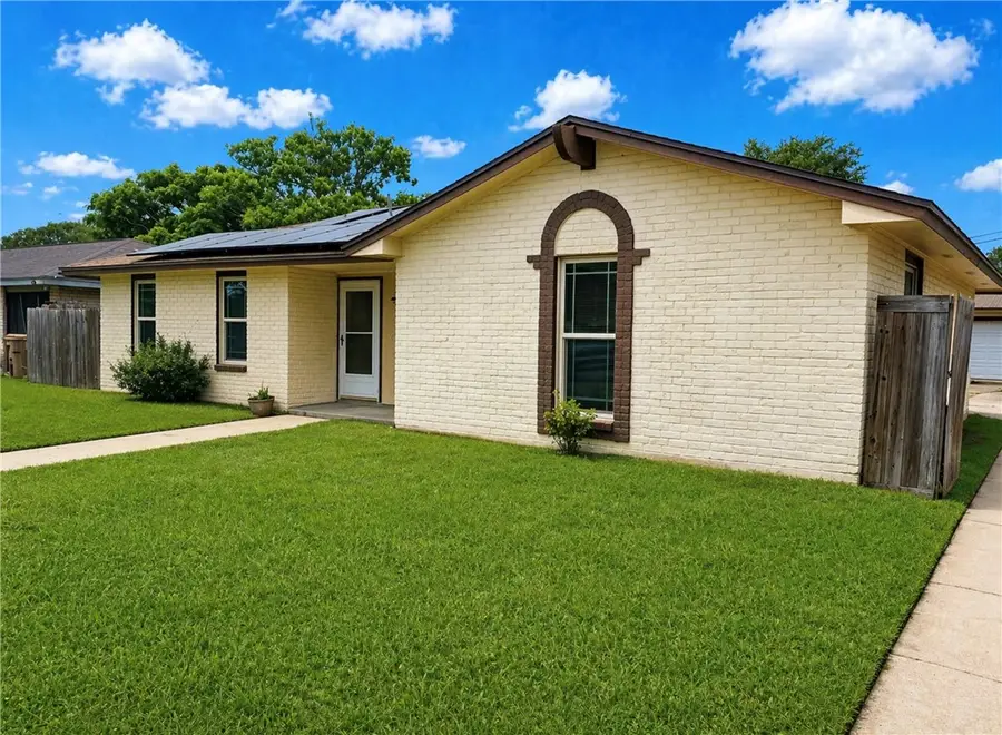 3206 Meadow Ridge Drive, Corpus Christi, TX 78418 - #2