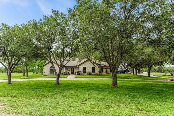 345 Trail Ridge Drive, Sandia, TX 78383