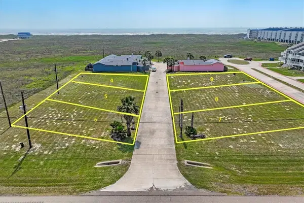 6233 State Highway 361 #7, Port Aransas, TX 78373