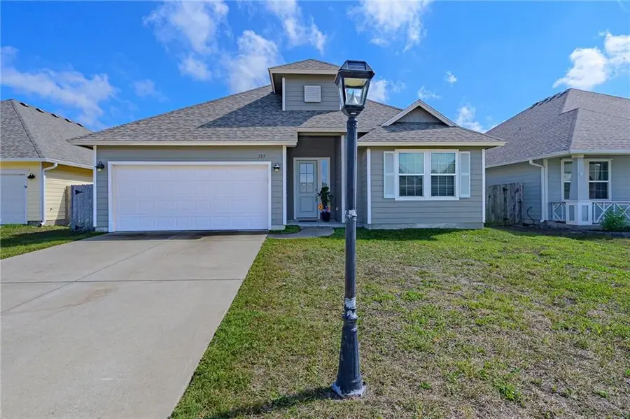 125 Shadow Moss, Rockport, TX 78382 - #2