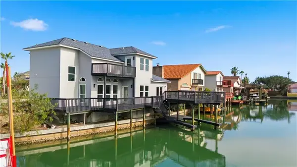 13745 Tajamar Street, Corpus Christi, TX 78418