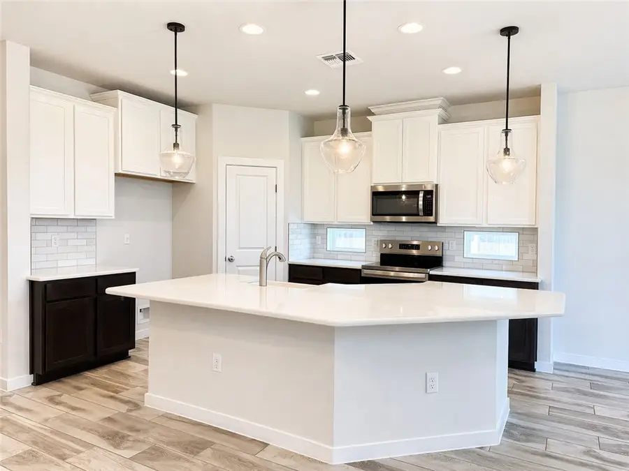 1001 Ocean Breeze, Portland, TX 78374 - #3