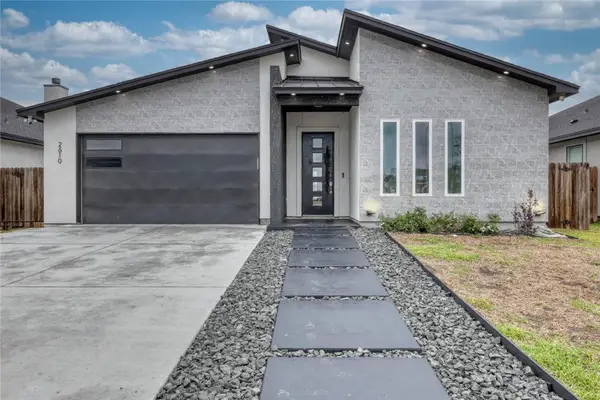 2610 Lady Andrea Drive, Corpus Christi, TX 78415