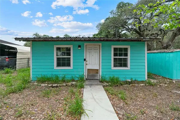 921 N Terry Street, Rockport, TX 78382